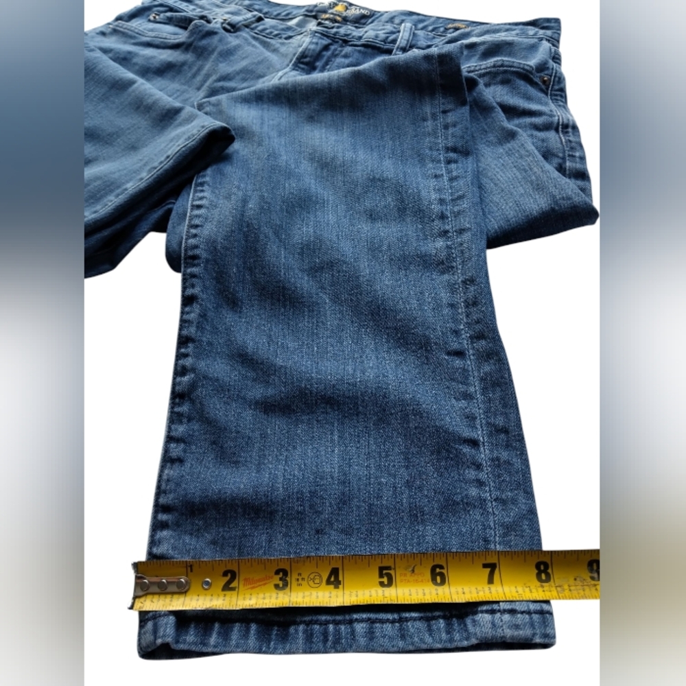 Lucky Brand Men's  Blue Jeans Original Straight Cotton Size  38X33 Medium Wash - Picture 9 of 13